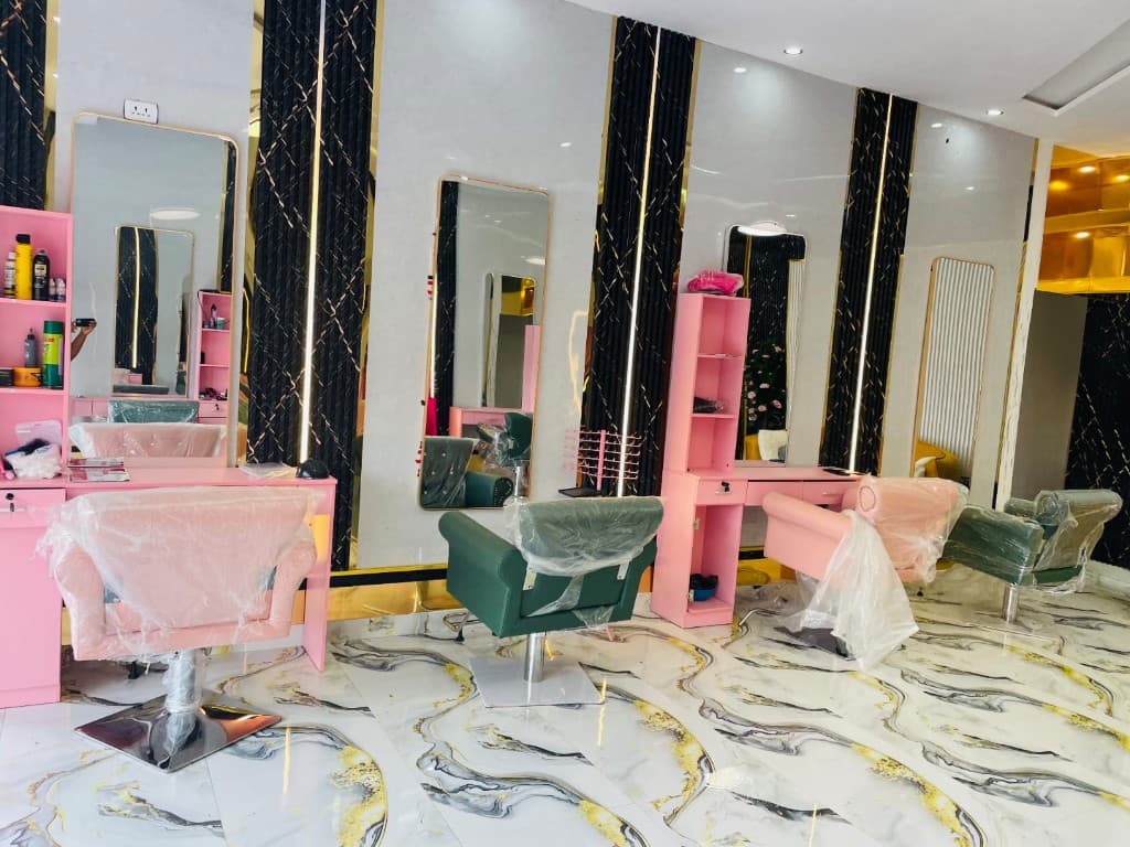 Salon marble floor and retail area